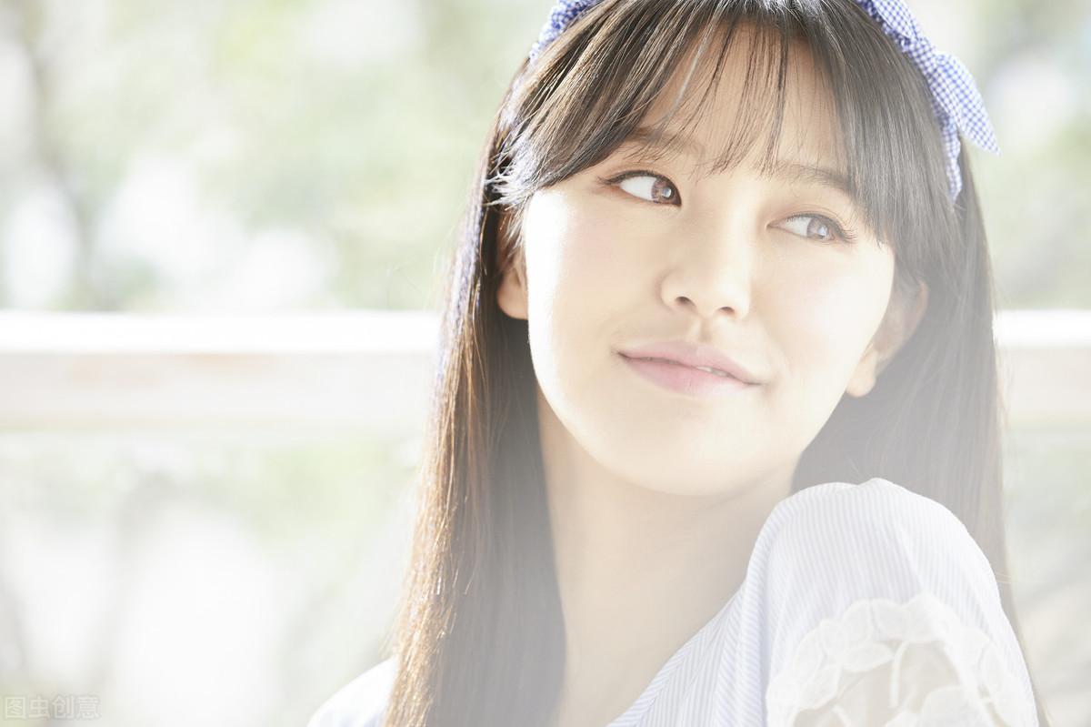 哄女孩子的方法（怎样成为哄女人高手？5个高情商小技巧）